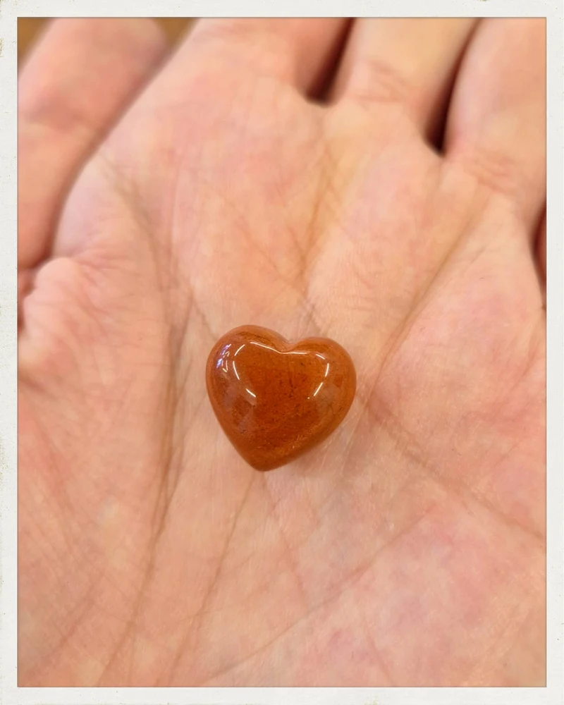 Corazón mini de jaspe rojo