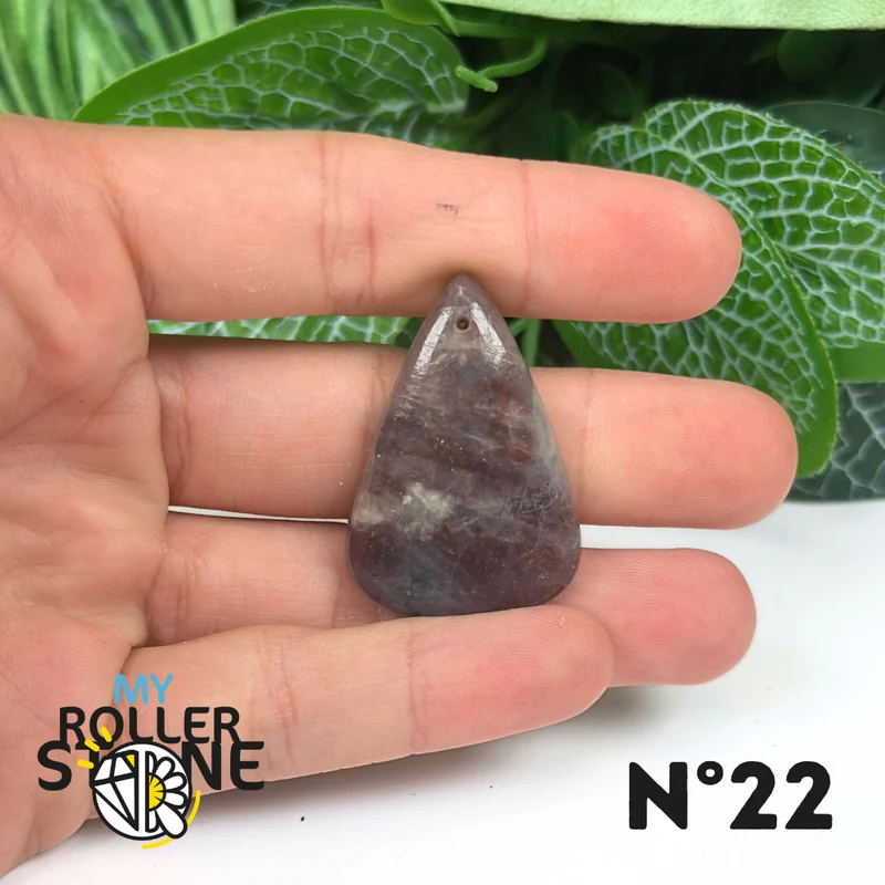 Colgante de iolita y piedra solar (perforado)