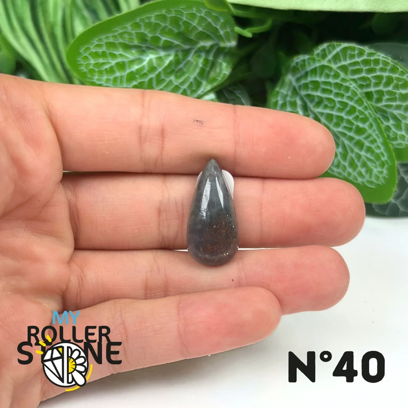 Colgante de iolita y piedra solar (perforado)