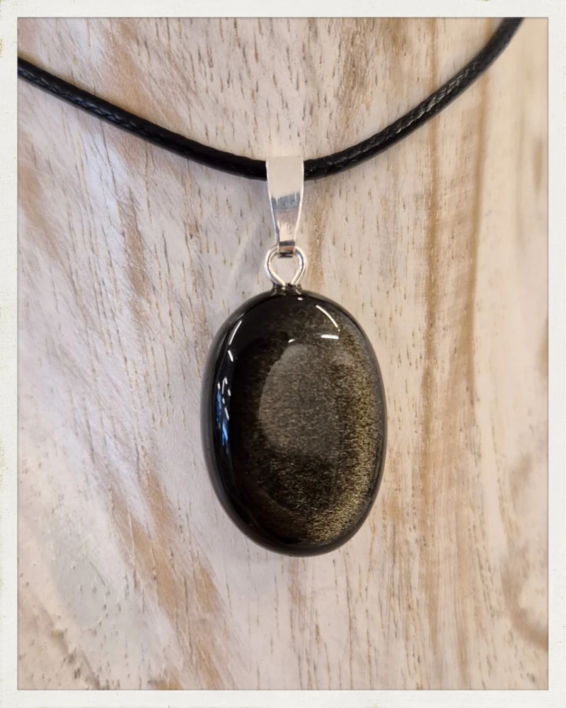 Colgante de obsidiana dorada y plata