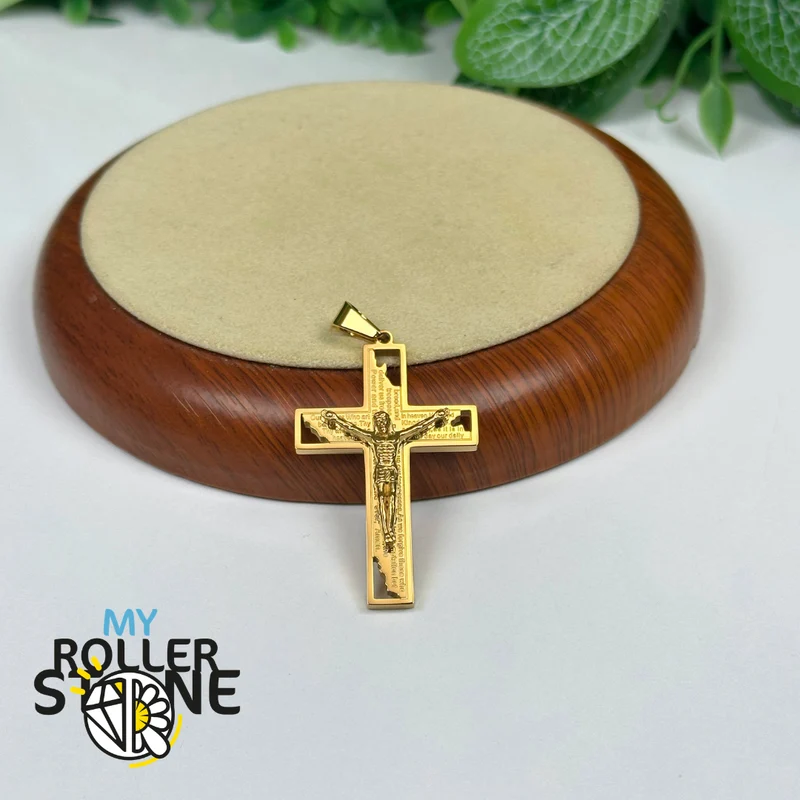 Colgante con cruz de Jesús de acero inoxidable 304
