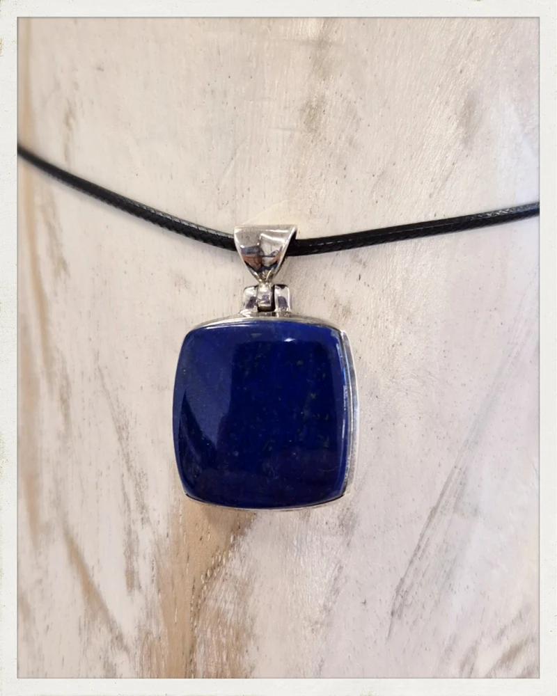 Colgante de lapislázuli y plata