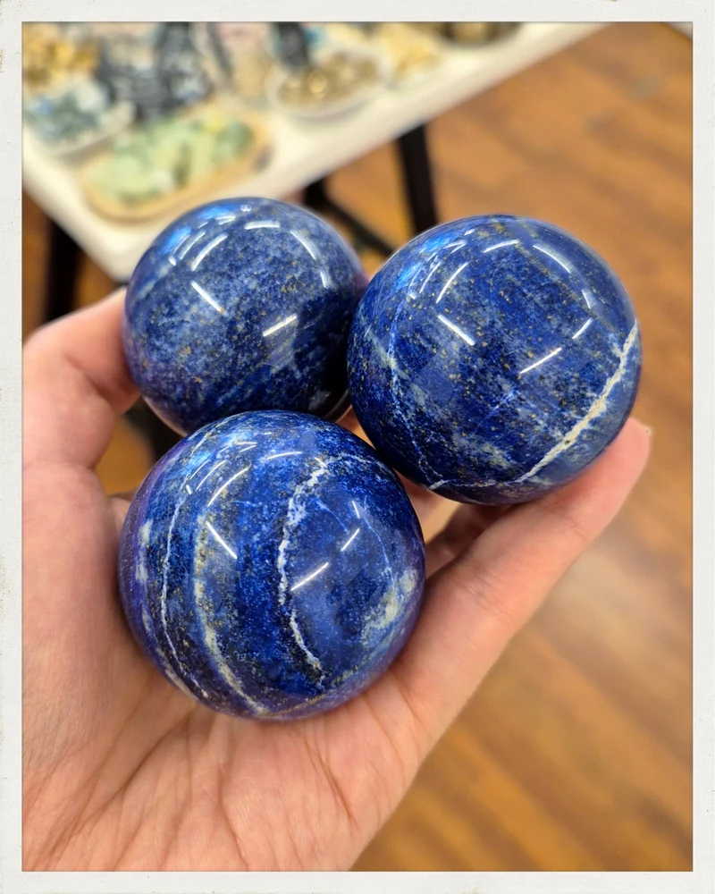 Esfera de lapislázuli (EXCLUSIVO ONLINE)