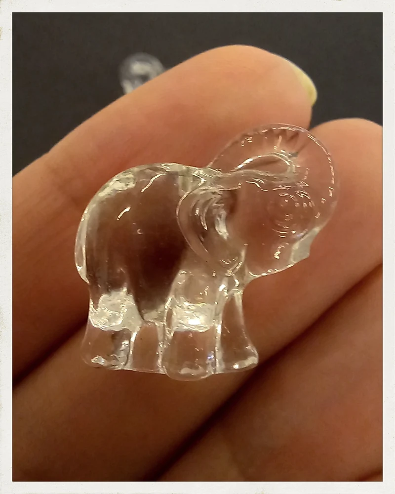 Elefante mini de cuarzo cristal de roca (EXCLUSIVO ONLINE)