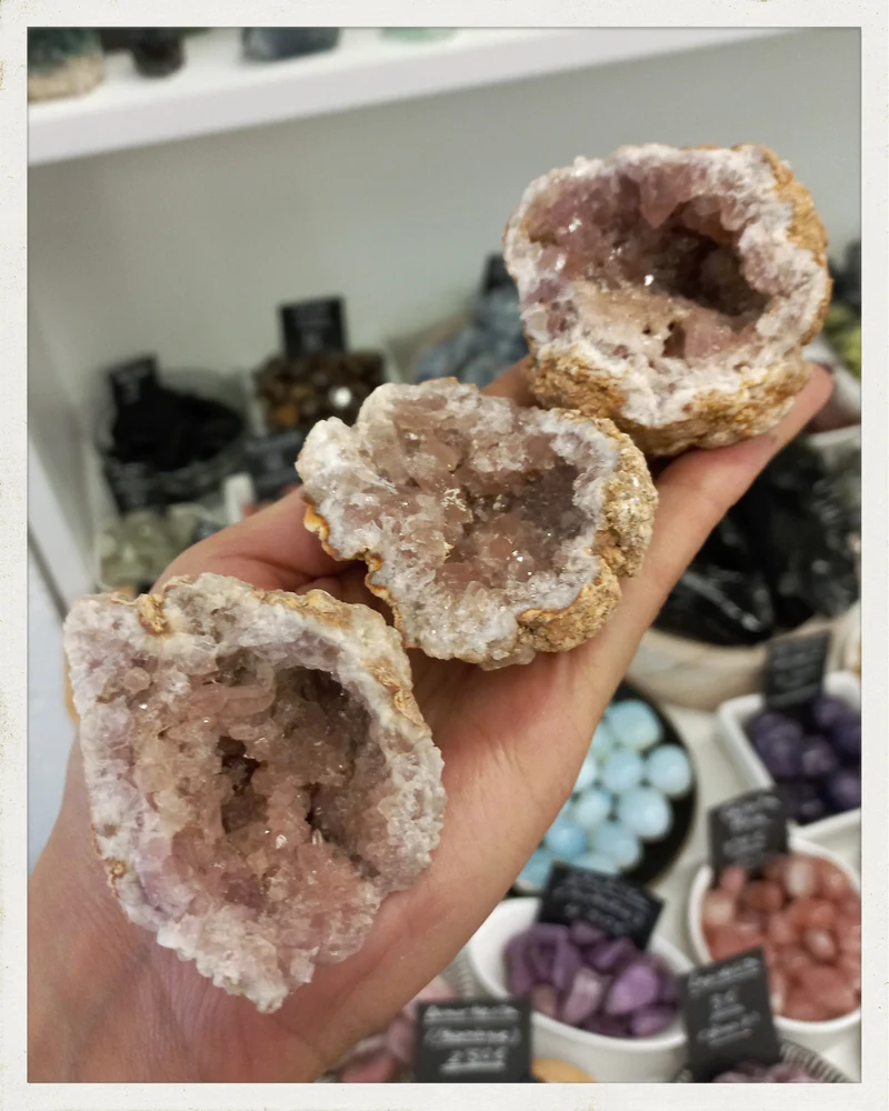 Amatista rosa (Varios tamaños disponibles)