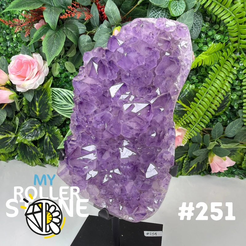 Geoda de amatista en el soporte n.° 251