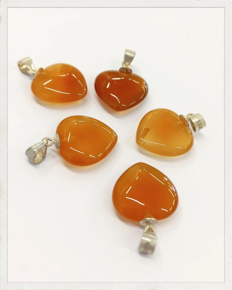Colgante corazón de cornalina y plata