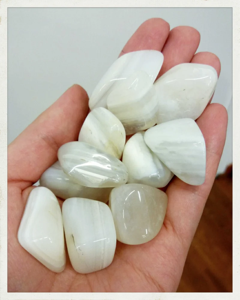 Rodado de ágata blanca