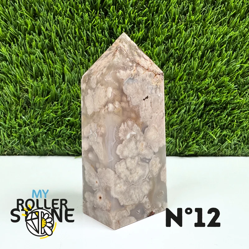 Piedra puntiaguda rectangular con flor de ágata