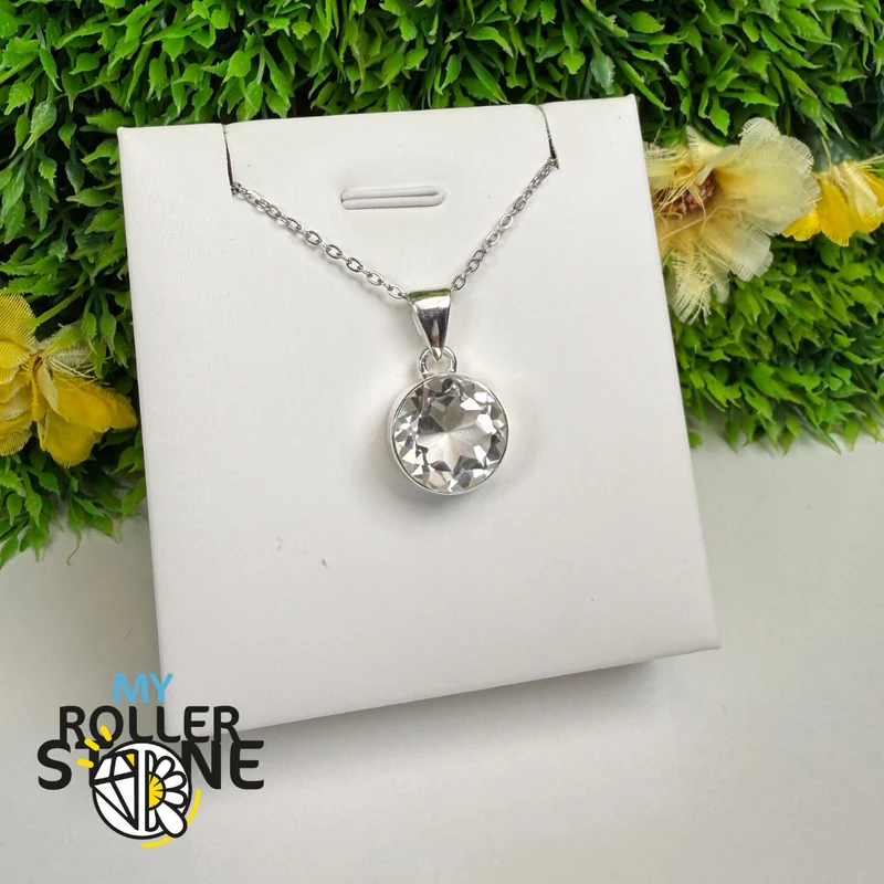 Colgante de cristal de roca en plata de ley 925 – CRYP18