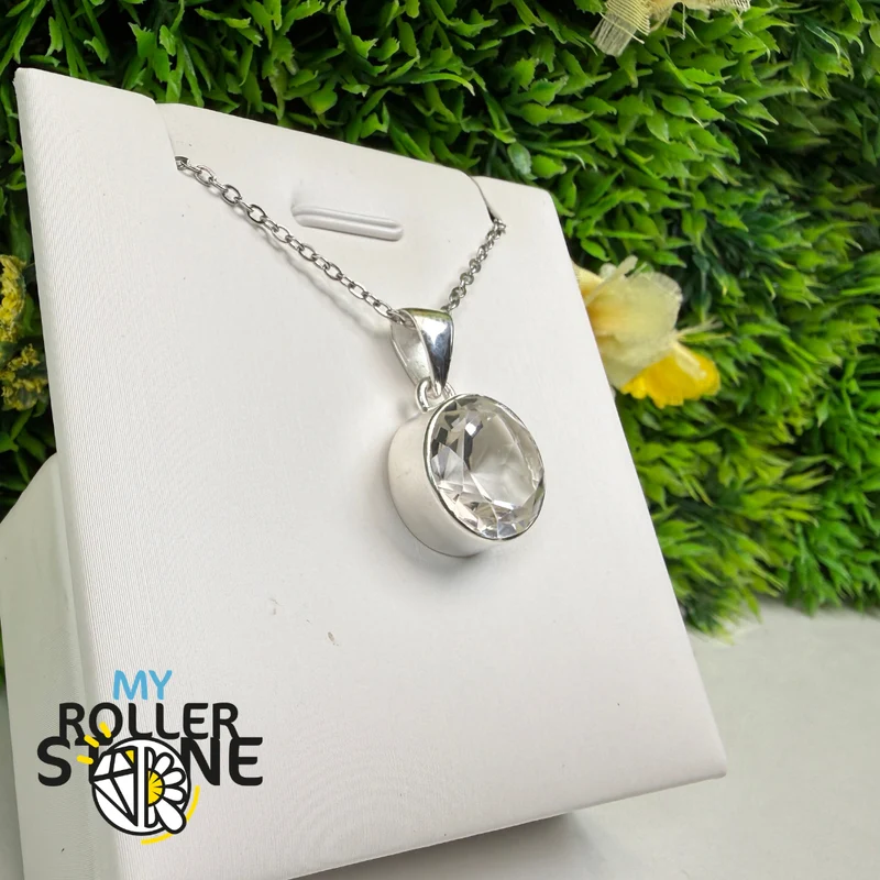 Colgante de cristal de roca en plata de ley 925 – CRYP18