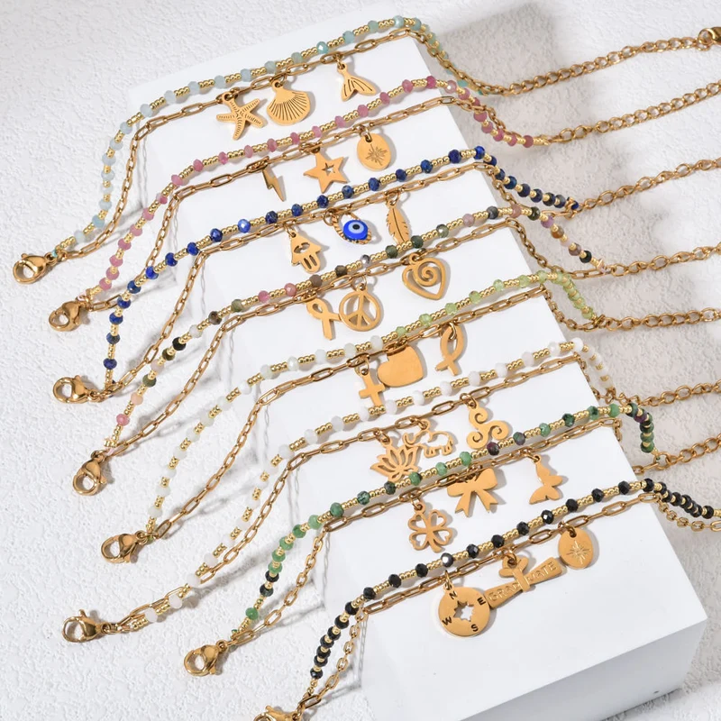 Pulsera bohemia de varias hebras con piedras naturales