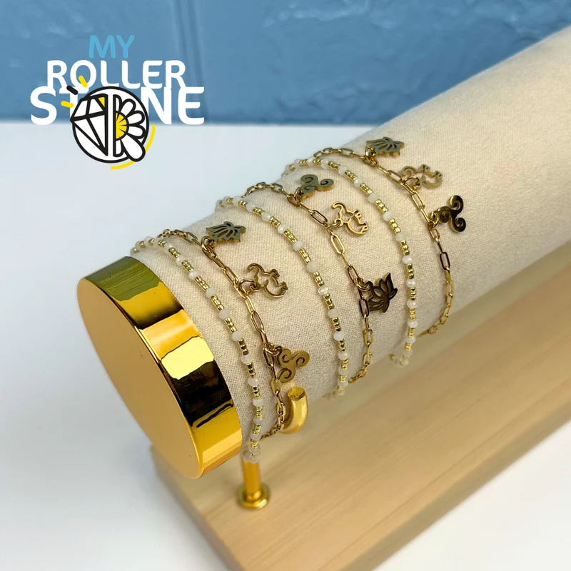 Pulsera bohemia de varias hebras con piedras naturales
