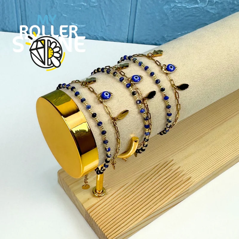 Pulsera bohemia de varias hebras con piedras naturales