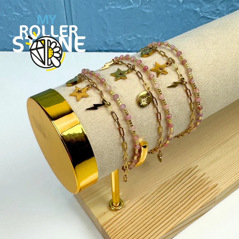 Pulsera bohemia de varias hebras con piedras naturales