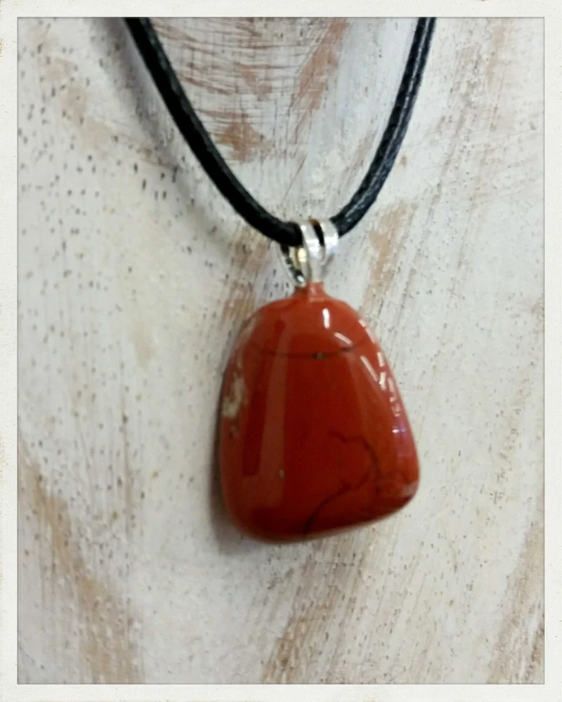 Colgante de jaspe rojo y plata