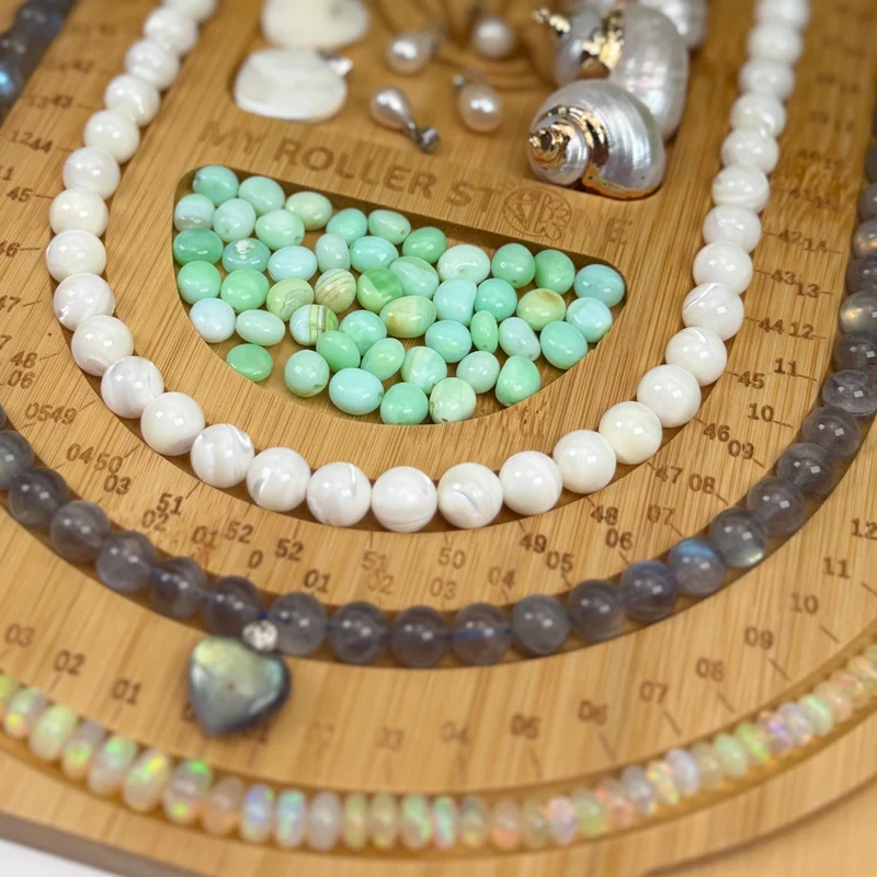 Tabla de bambú para hacer joyas
