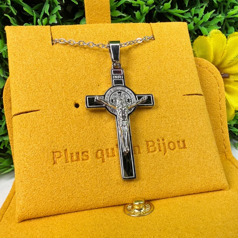 Colgante con cruz de Jesús de acero inoxidable 304 plateado