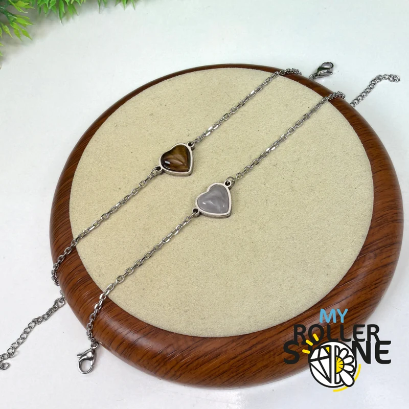 Pulsera de acero inoxidable con forma de corazón y piedras naturales