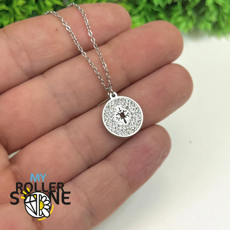 Collar con medallón del Árbol de la Vida con diamantes de imitación
