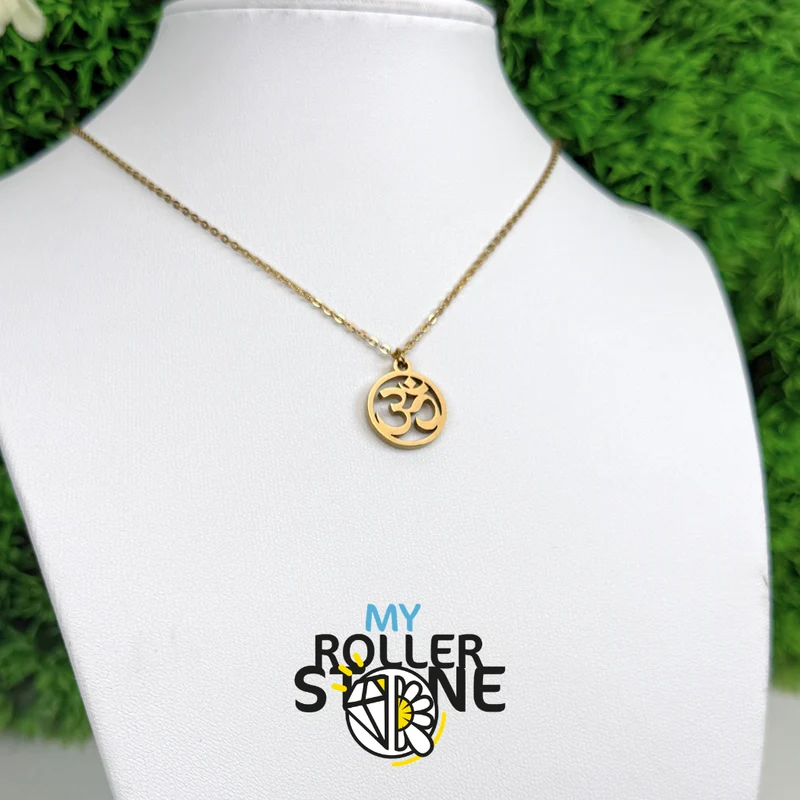 Collar de acero inoxidable AUM