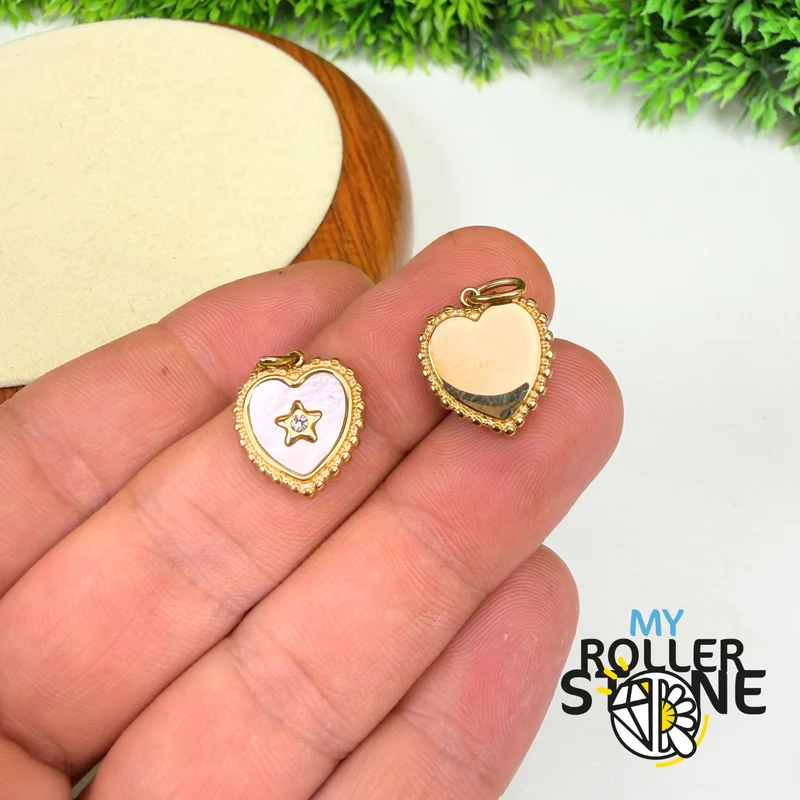 Colgante de corazón de nácar y diamantes de imitación – Chapado en oro de 18 quilates – Acero inoxidable