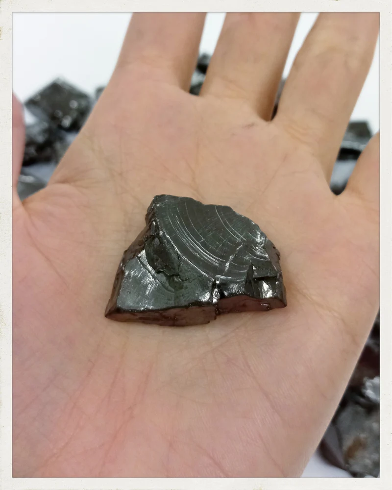 Shungit "noble" (Elite shungit)