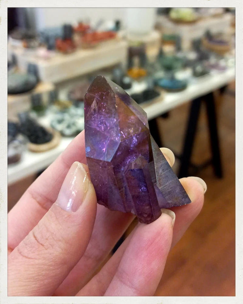 Drusa de cuarzo "Aura morado" (tratado) (EXCLUSIVO ONLINE)