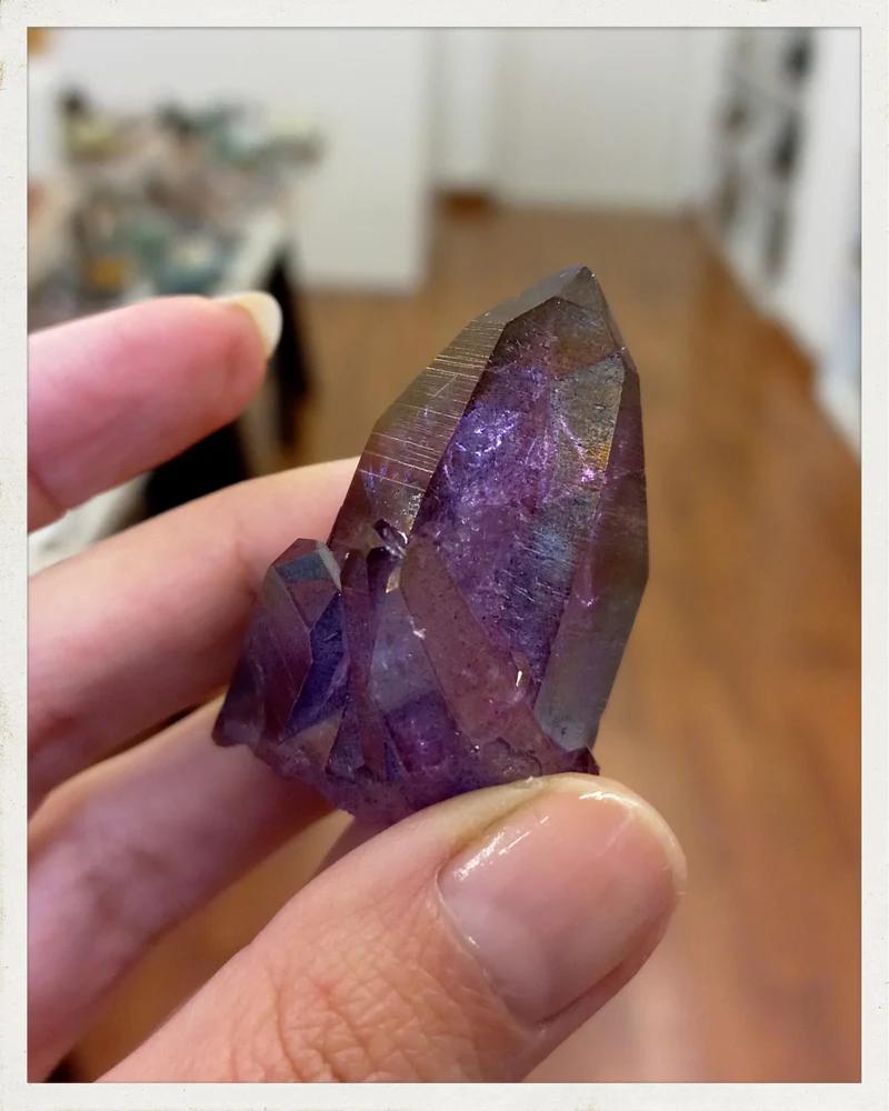 Drusa de cuarzo "Aura morado" (tratado) (EXCLUSIVO ONLINE)