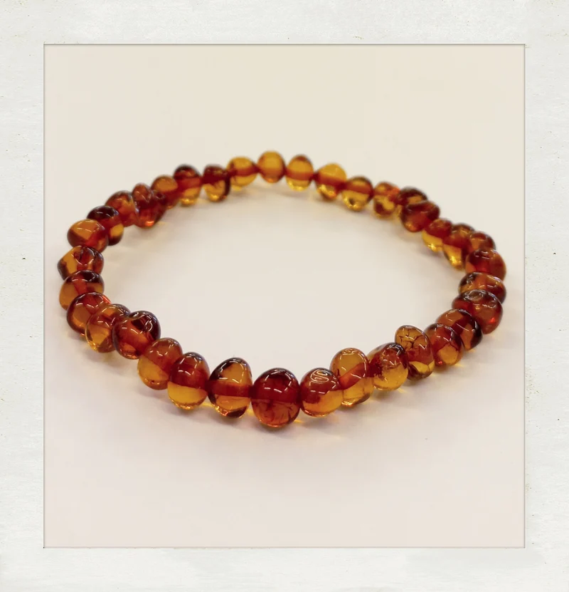 Pulsera de ámbar oscuro de cuentas irregulares