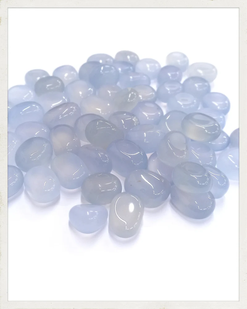 Rodado pequeño de calcedonia azul (Calidad EXTRA)