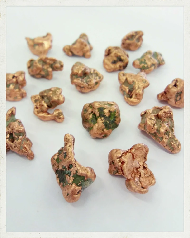 Pepitas de cobre (Varios tamaños disponibles)
