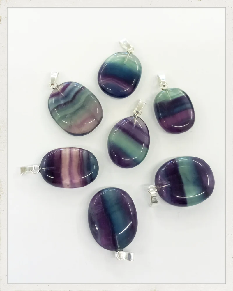 Colgante de fluorita y plata plano