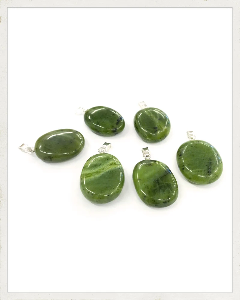 Colgante de jade nefrita y plata