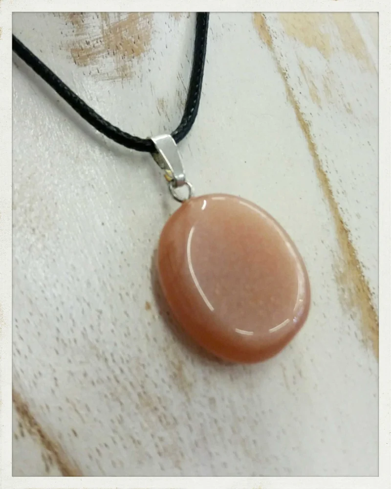 Colgante de piedra luna melocotón (adularia)