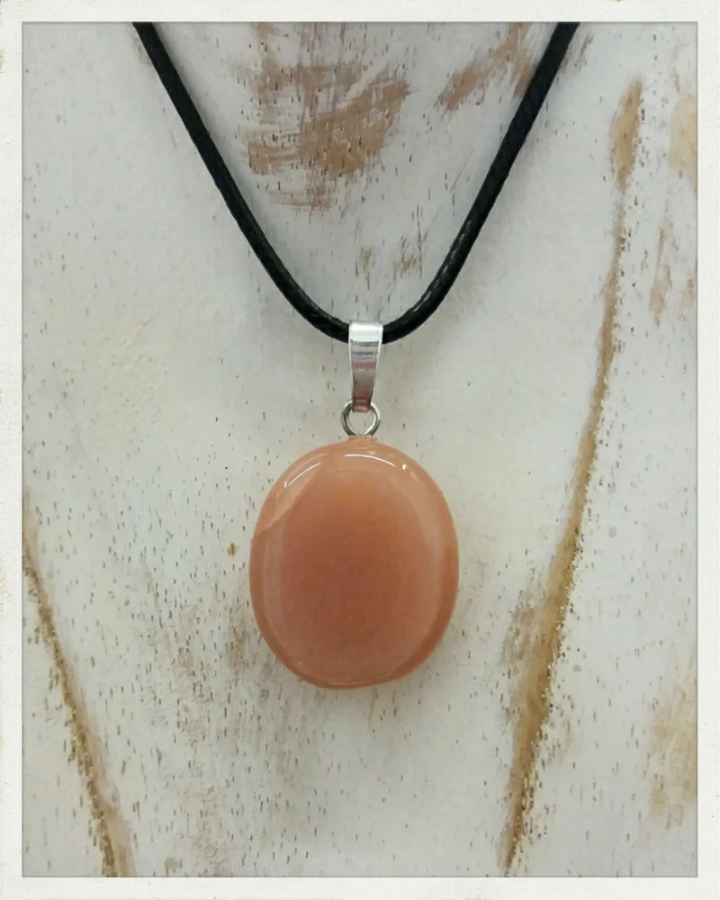 Colgante de piedra luna melocotón (adularia)