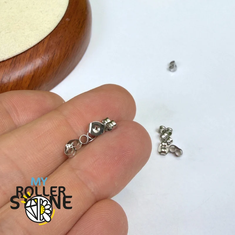 Pendientes de acero inoxidable con cierre de mariposa