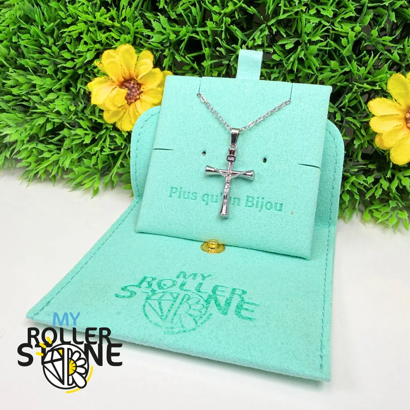 Colgante con la Cruz de Jesús Crucificado – Acero inoxidable 304