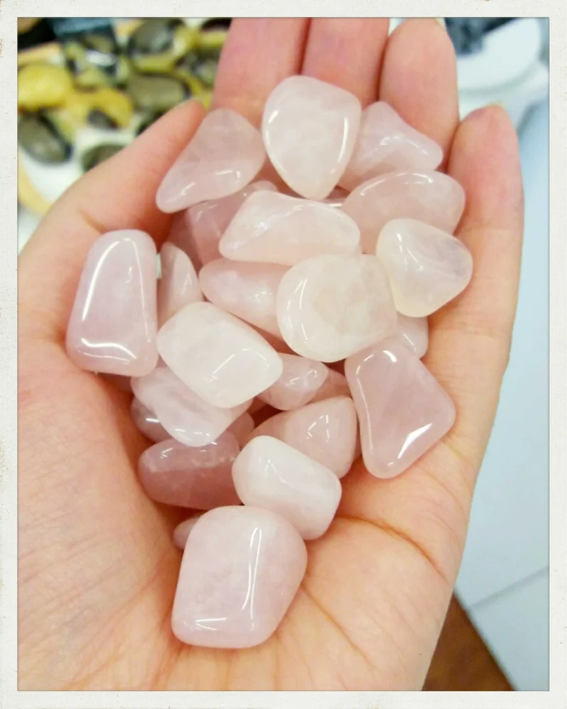 Rodado pequeño de cuarzo rosa