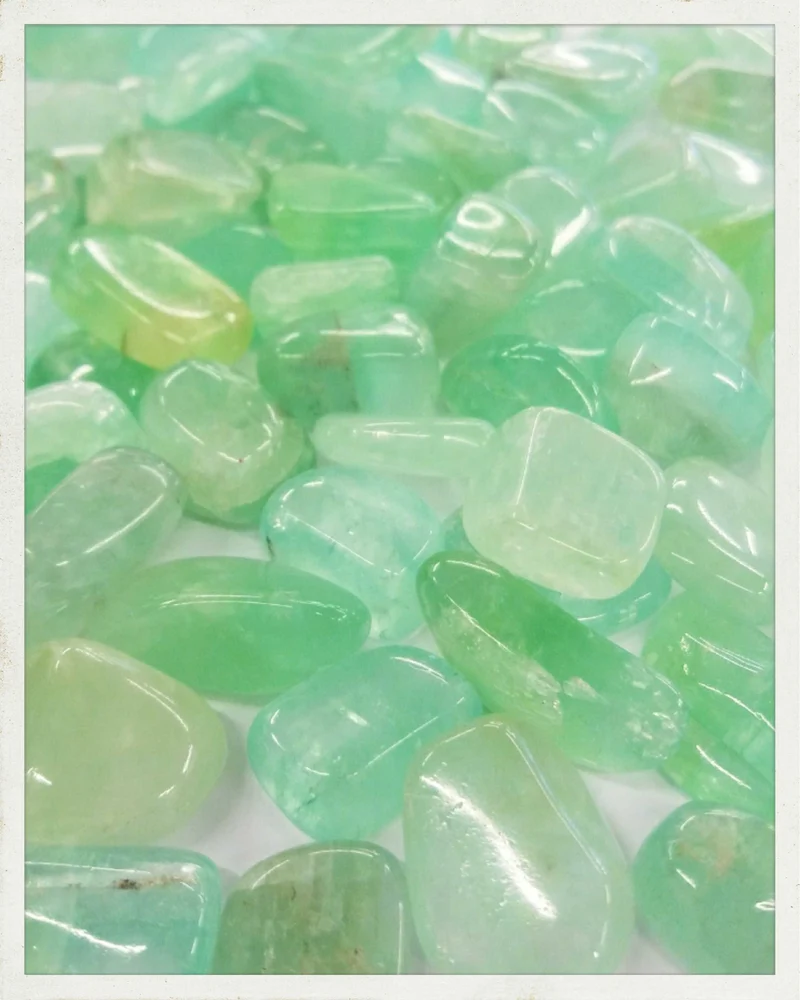 Rodado de calcita verde
