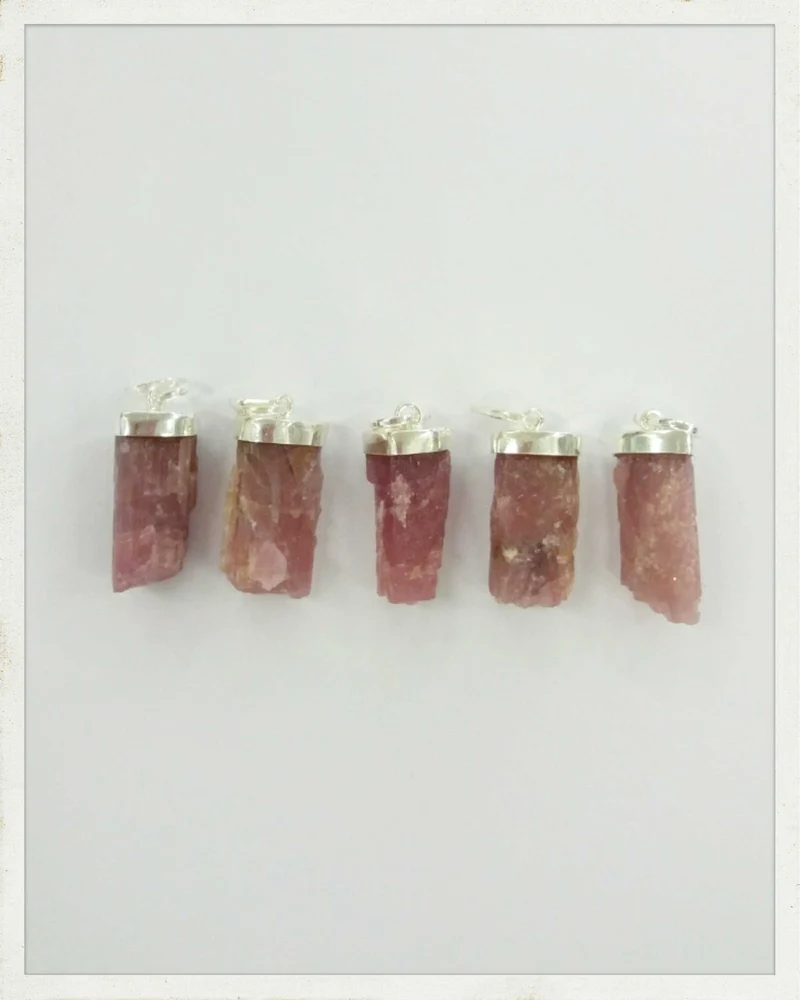 Colgante de turmalina rosa (rubelita) y plata