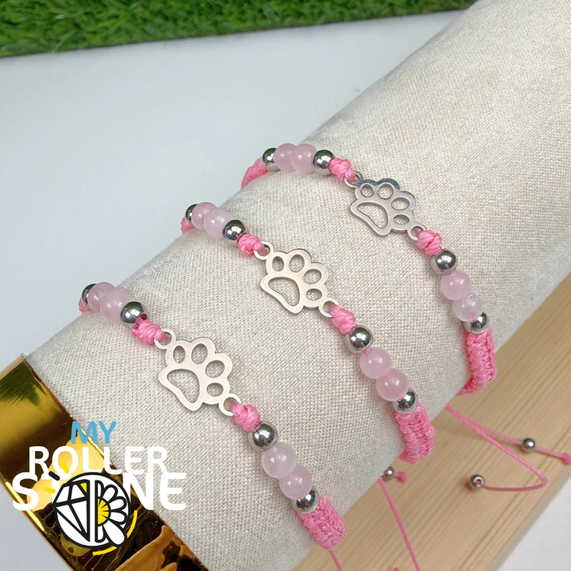 Pulsera trenzada ajustable con huella de perro y cuarzo rosa