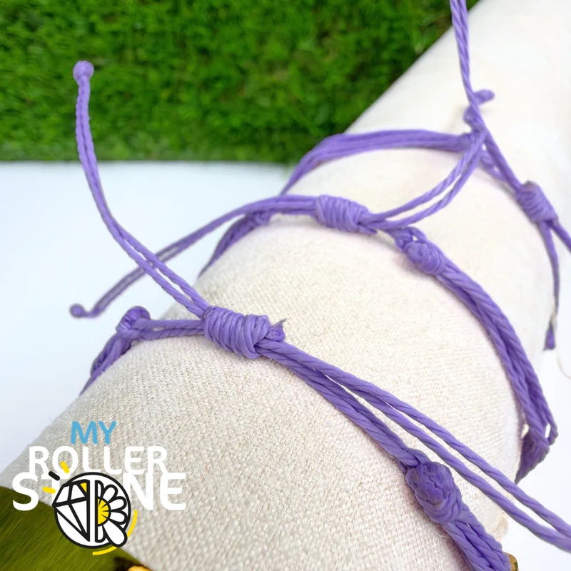 Pulsera de cordón encerado morado con cuentas