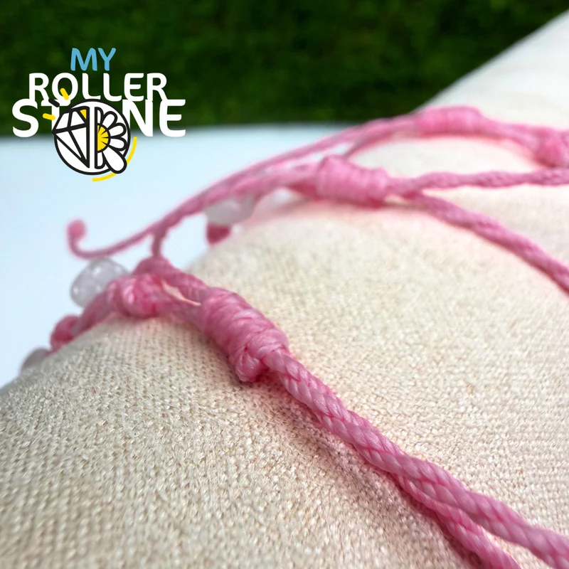 Pulsera de cuarzo rosa con cordón encerado