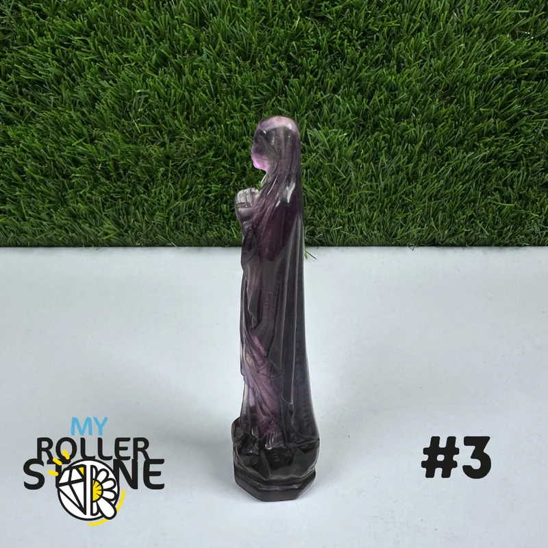 Estatuilla de la Virgen María de fluorita arcoíris