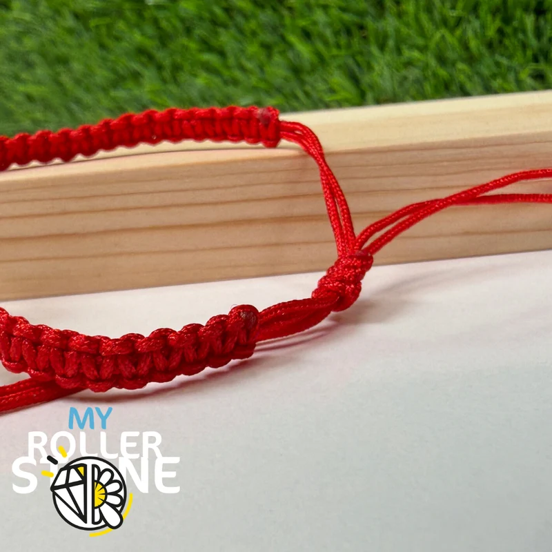 Pulsera ajustable Destiny con nudo de la Trinidad – Acero inoxidable dorado