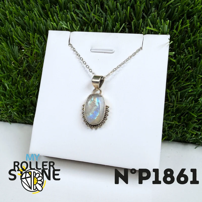 Colgante de piedra lunar en plata P1861