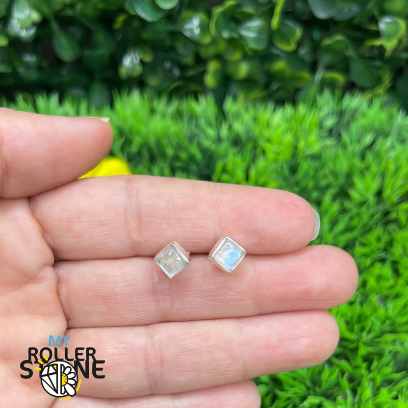 Pendientes cuadrados de piedra lunar arcoíris n.º 5