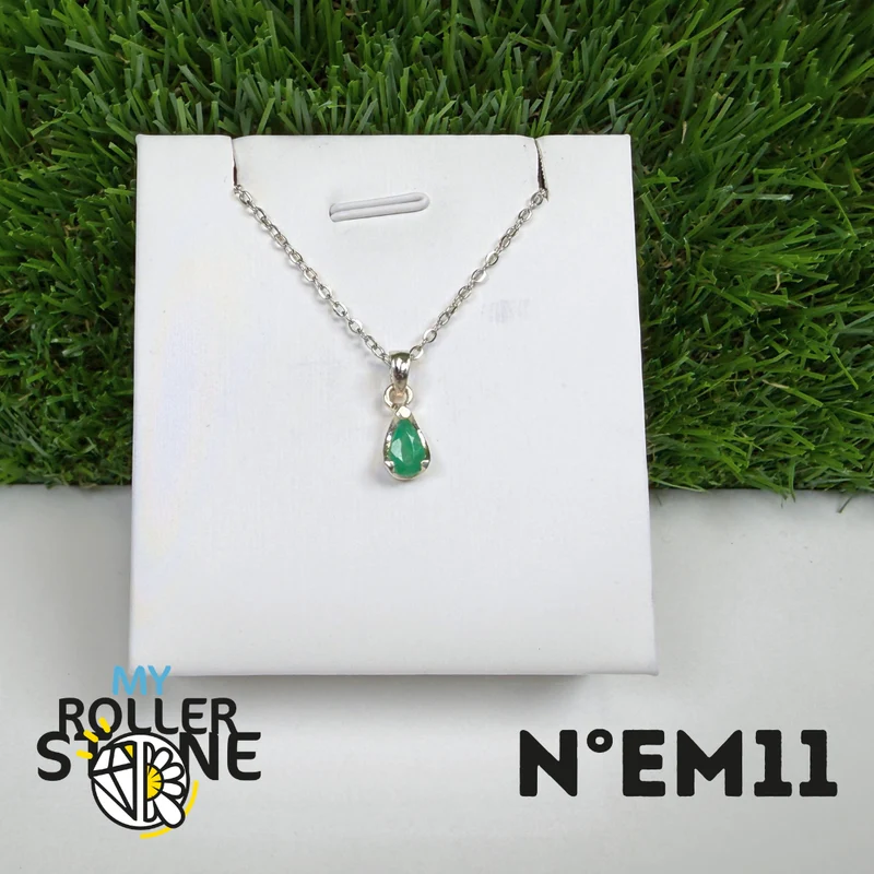 Colgante de esmeralda brasileña en plata de ley 925 #EM11