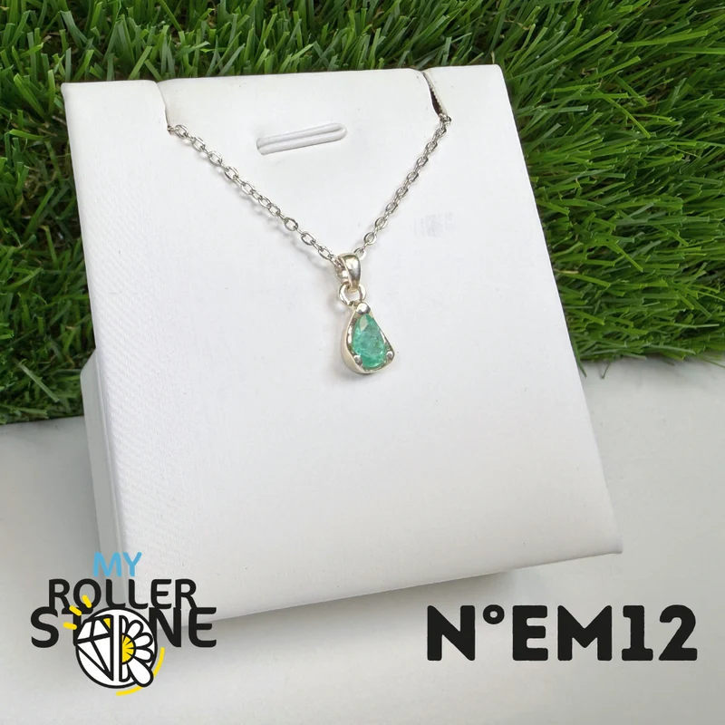 Colgante de esmeralda brasileña en plata de ley 925 #EM12